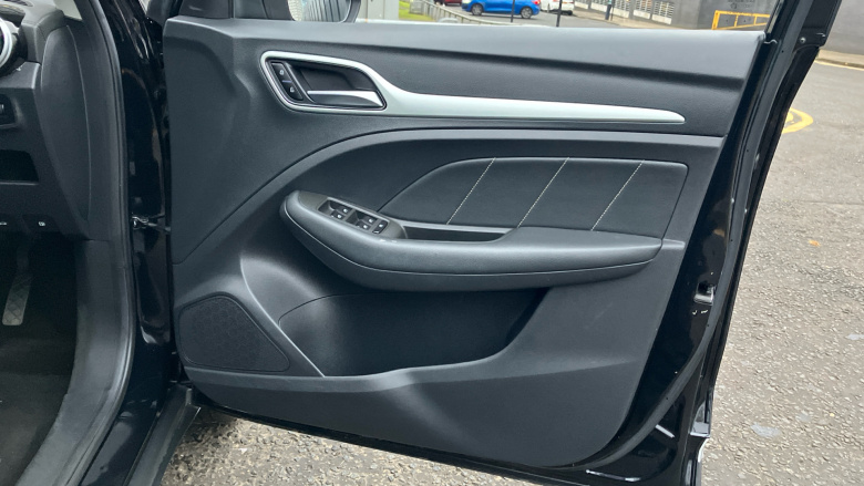 Nac MG Zs 1.0T GDi Exclusive 5dr DCT Petrol Hatchback